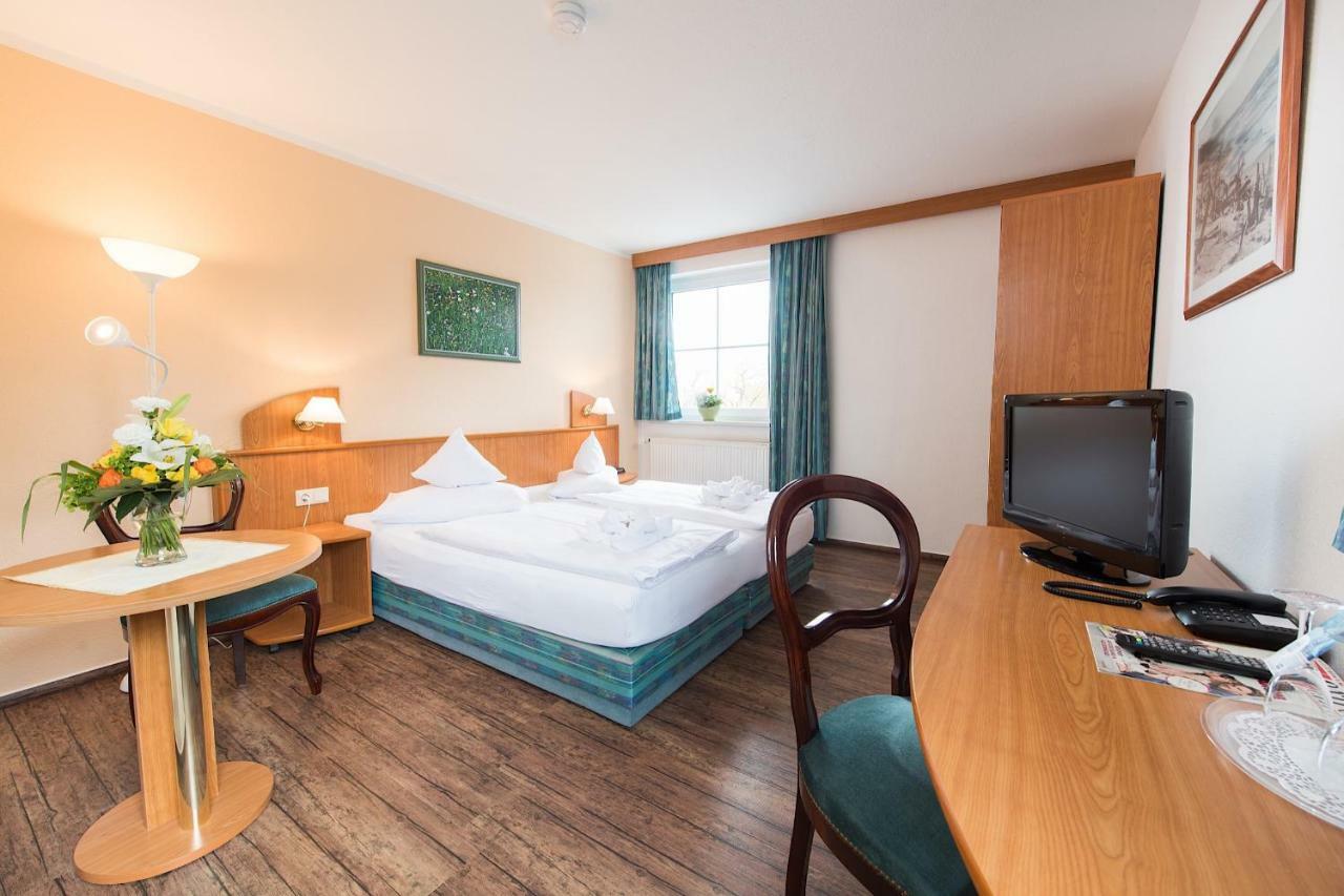 Hotel Ostseewoge Граал-Мюриц Екстериор снимка